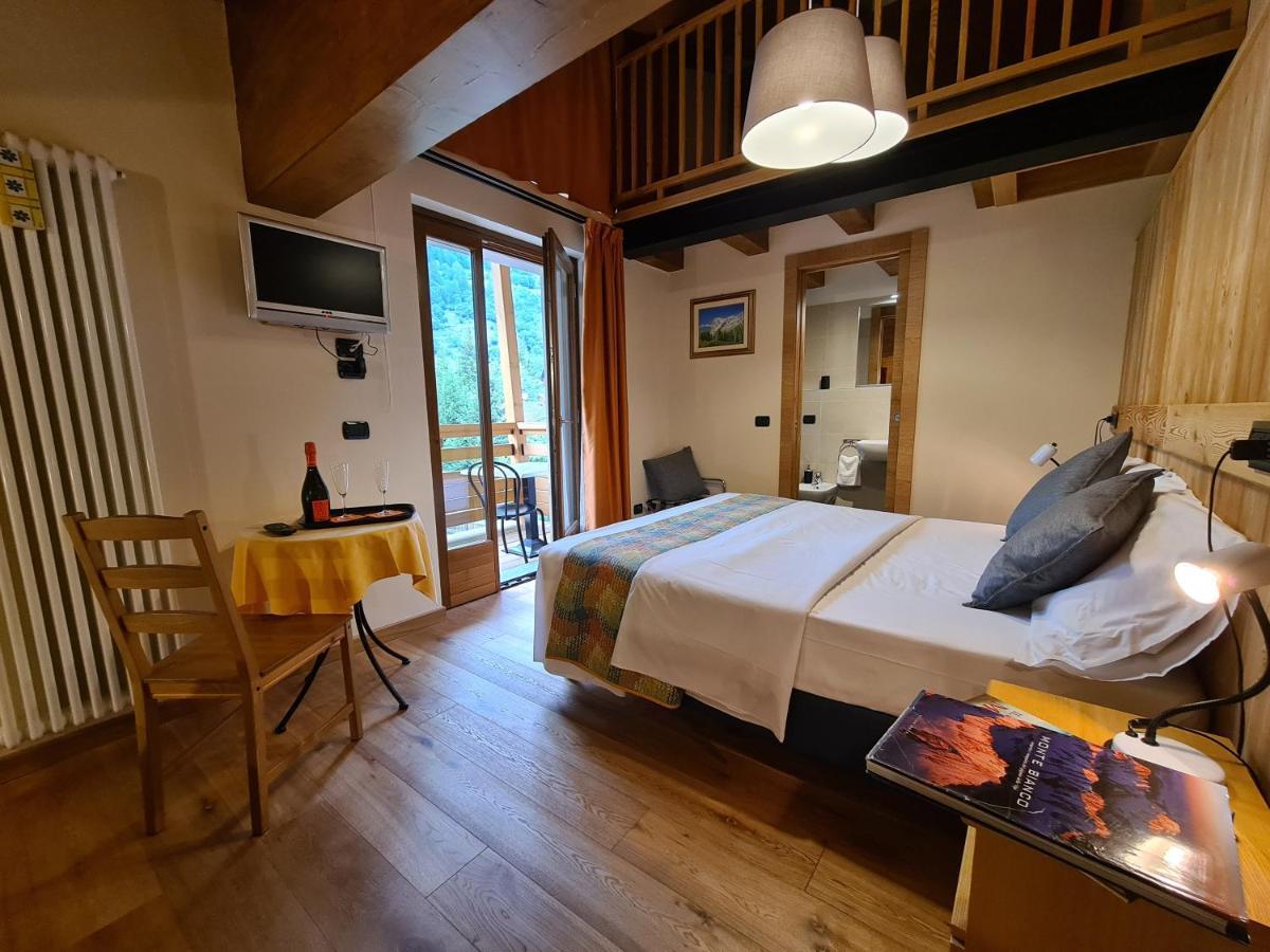 Hotel Aigle Courmayeur Extérieur photo
