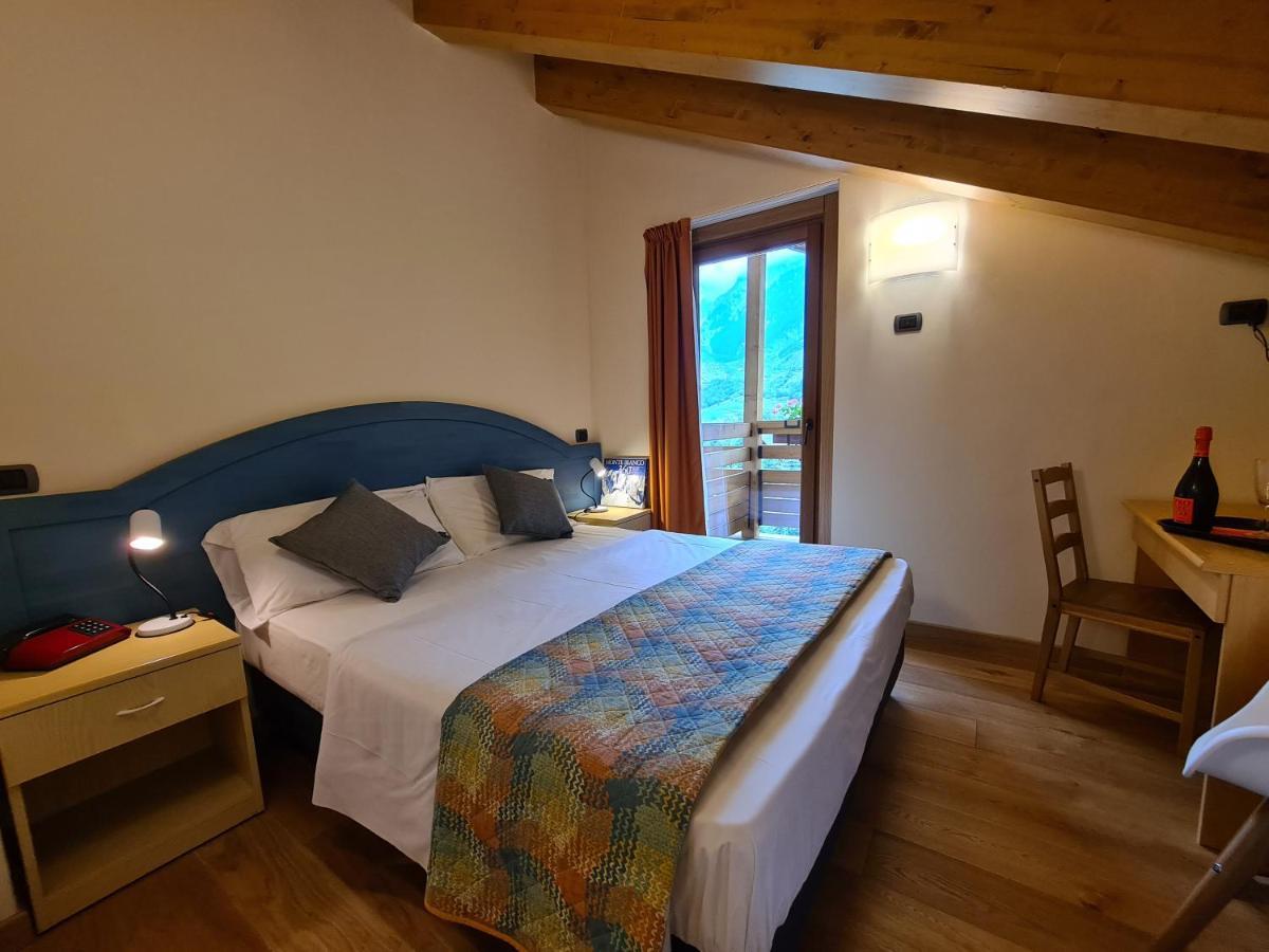 Hotel Aigle Courmayeur Extérieur photo