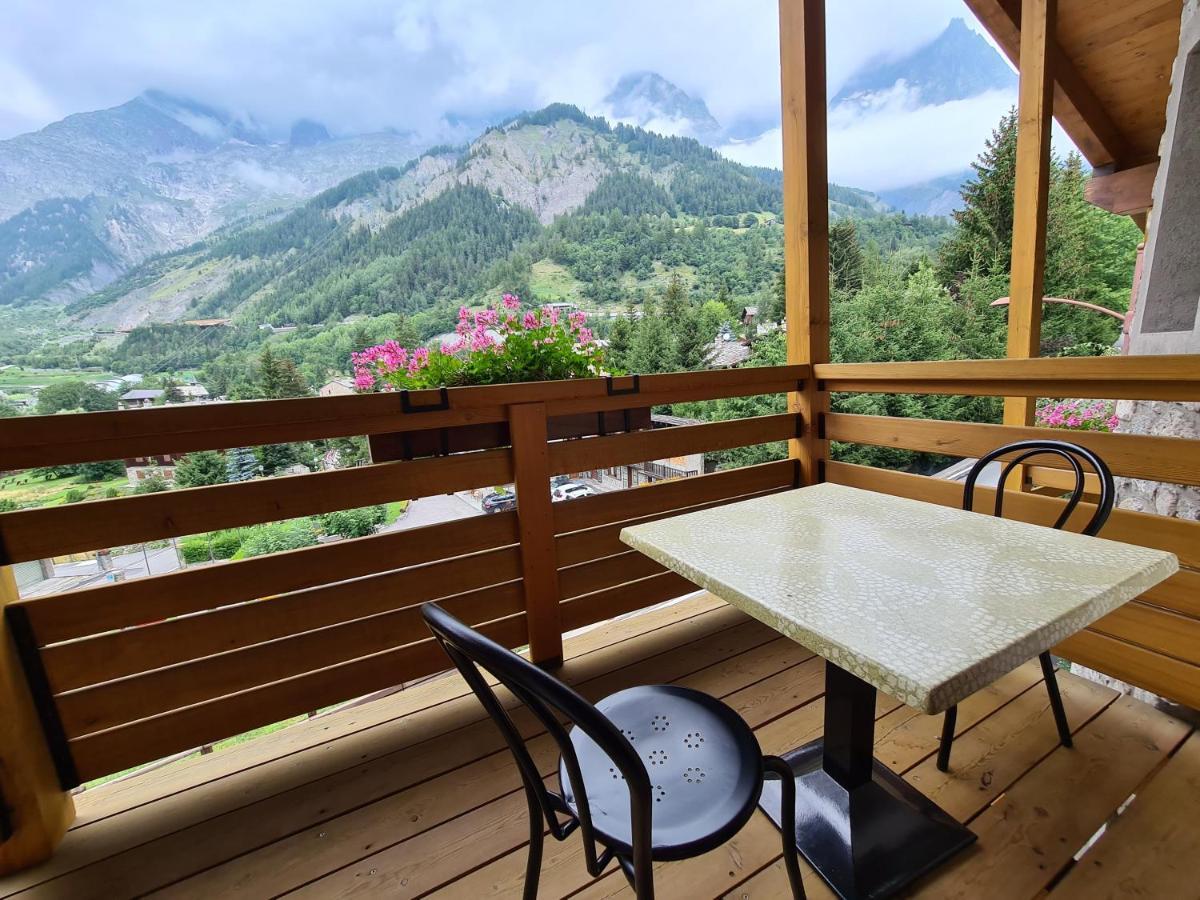 Hotel Aigle Courmayeur Extérieur photo